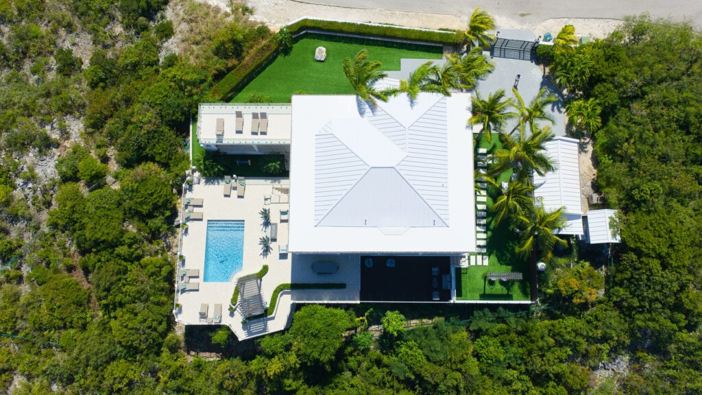 Top-down / pool deck