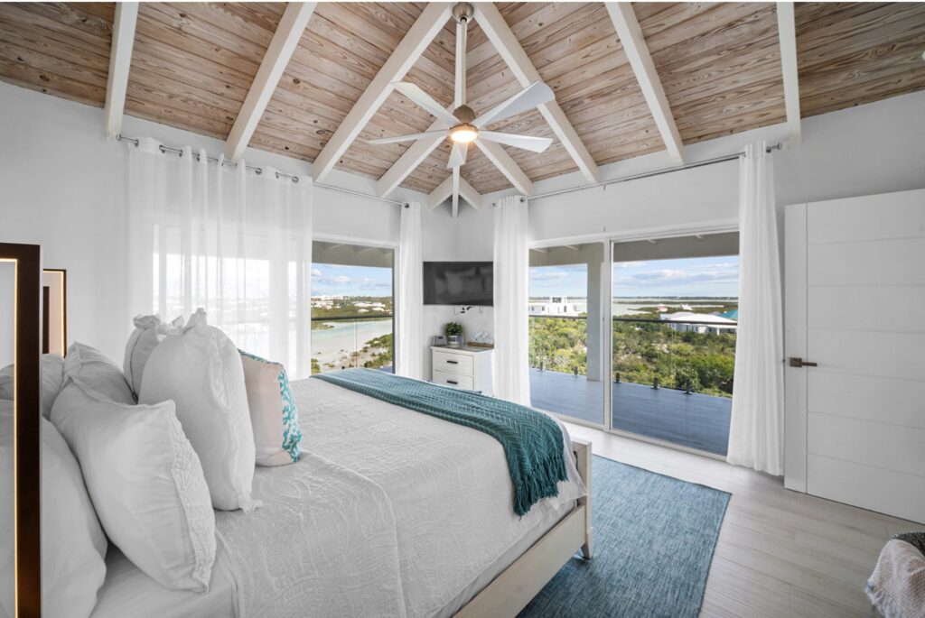 Vaulted suite