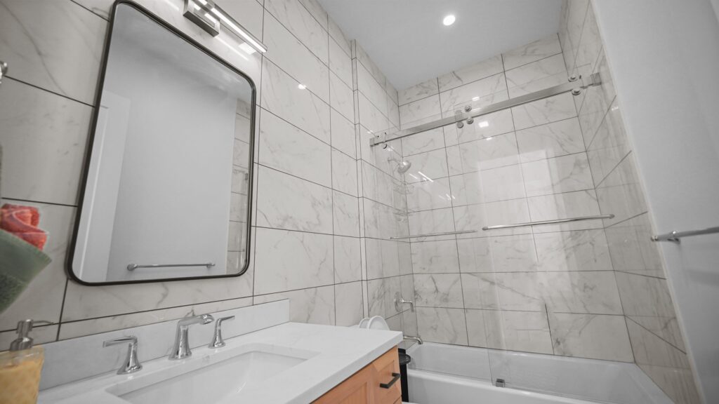 Guest bath / marble