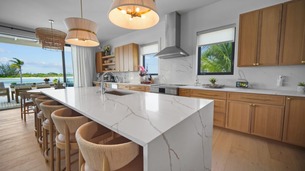 Kitchen & sightline